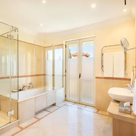Villa Monte Rei 7 *